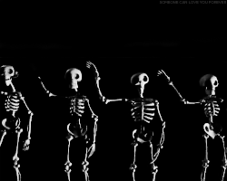 Squelettes danceurs.gif